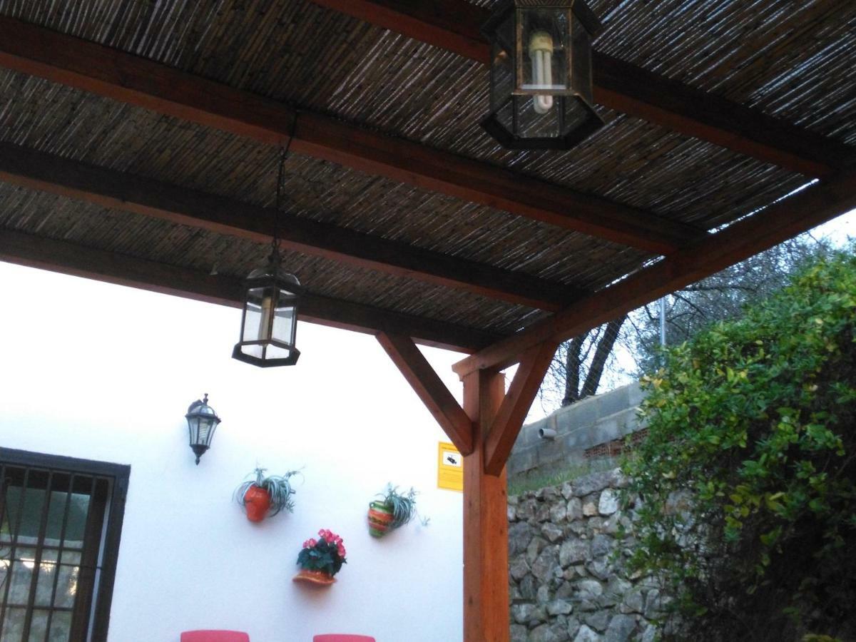 Casa La Liebrecilla Guest House Ríogordo Exterior photo